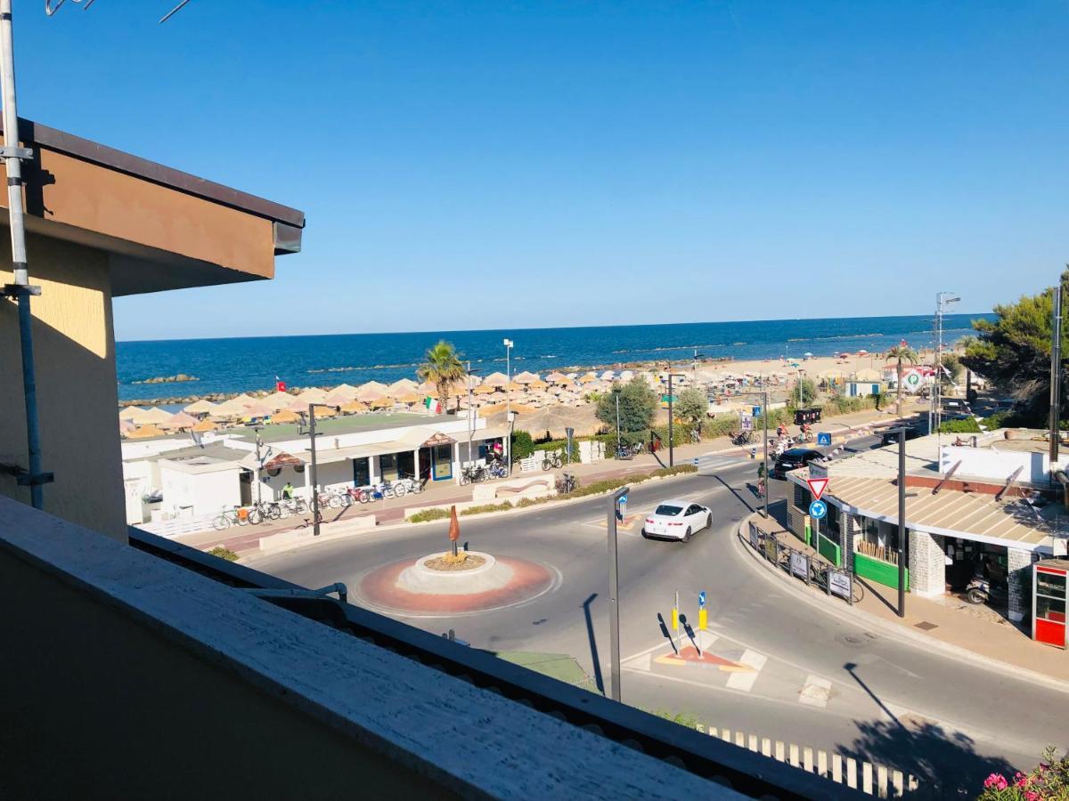 Apartament Sunrise Beach House - Sea View Montesilvano Marina Zewnętrze zdjęcie