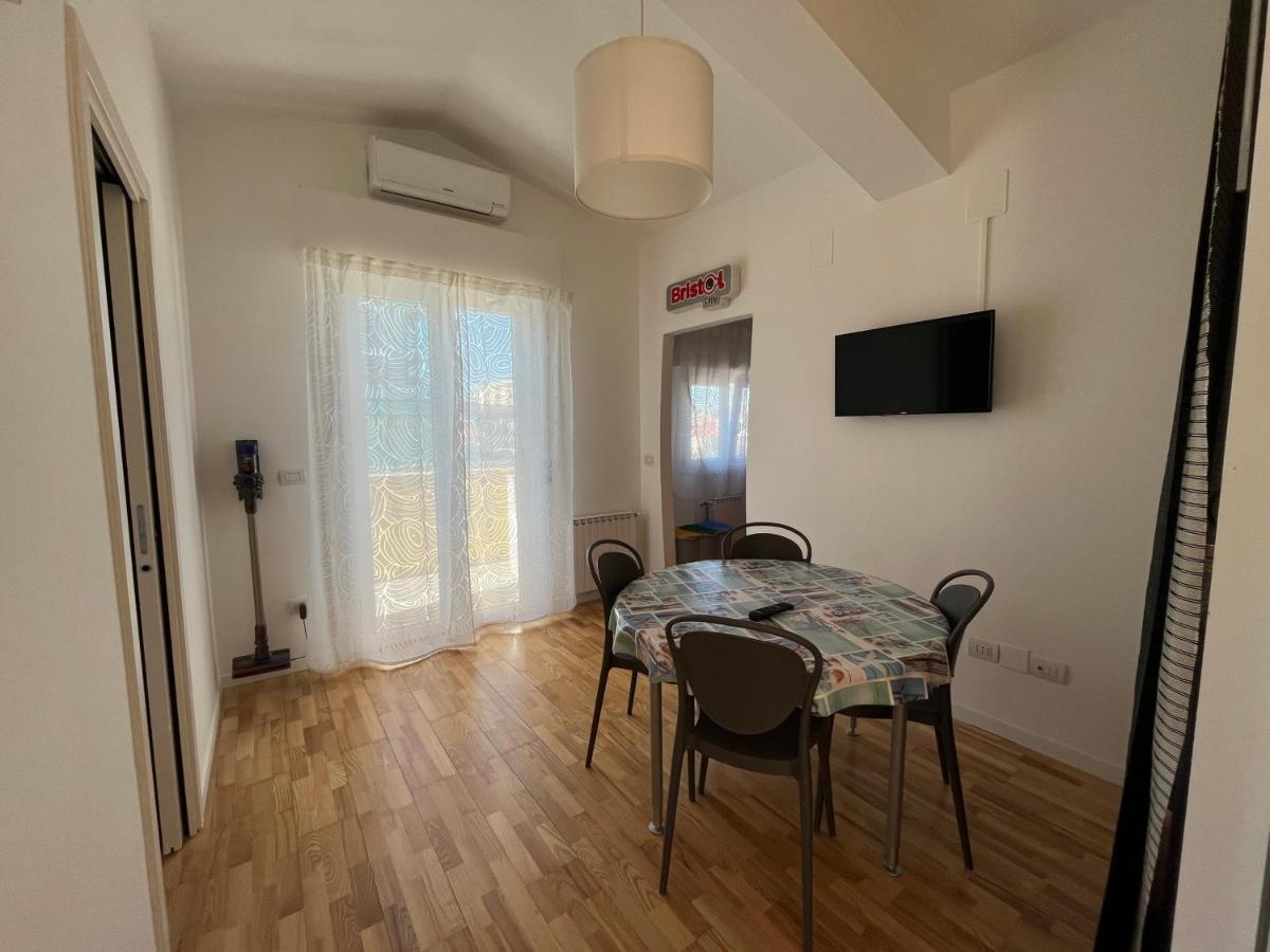 Apartament Sunrise Beach House - Sea View Montesilvano Marina Zewnętrze zdjęcie